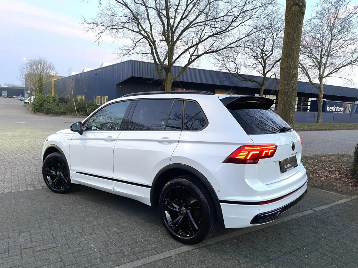 1.4 TSI eHybrid R-Line Black Style/ Cam/ Leder/ IQ LED/ Memory
