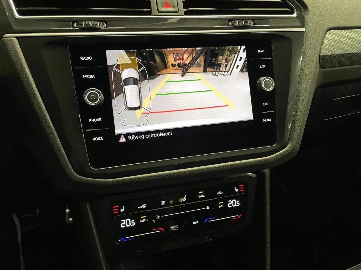 1.4 TSI eHybrid R-Line Black Style/ Cam/ Leder/ IQ LED/ Memory
