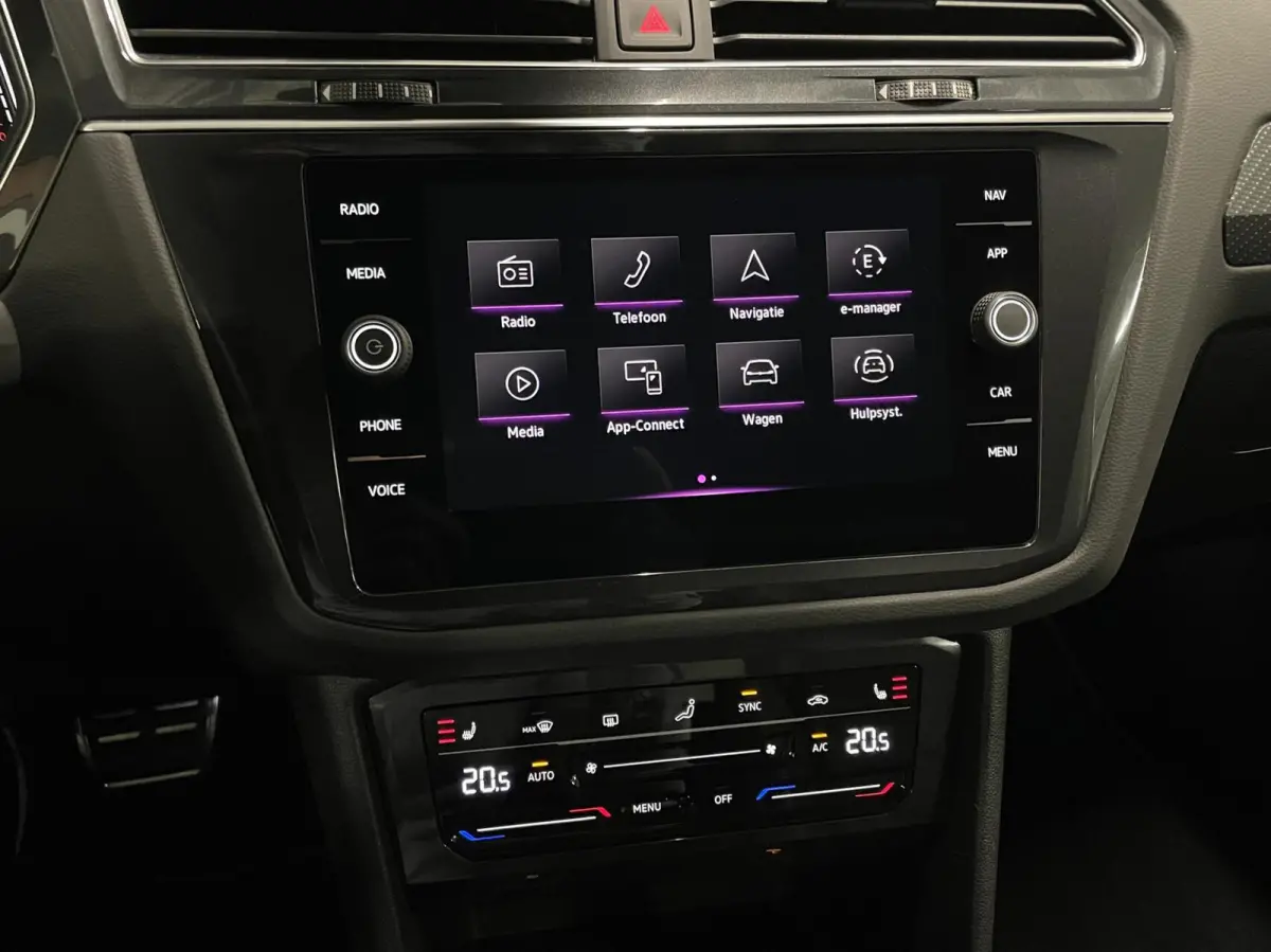 1.4 TSI eHybrid R-Line Black Style/ Cam/ Leder/ IQ LED/ Memory