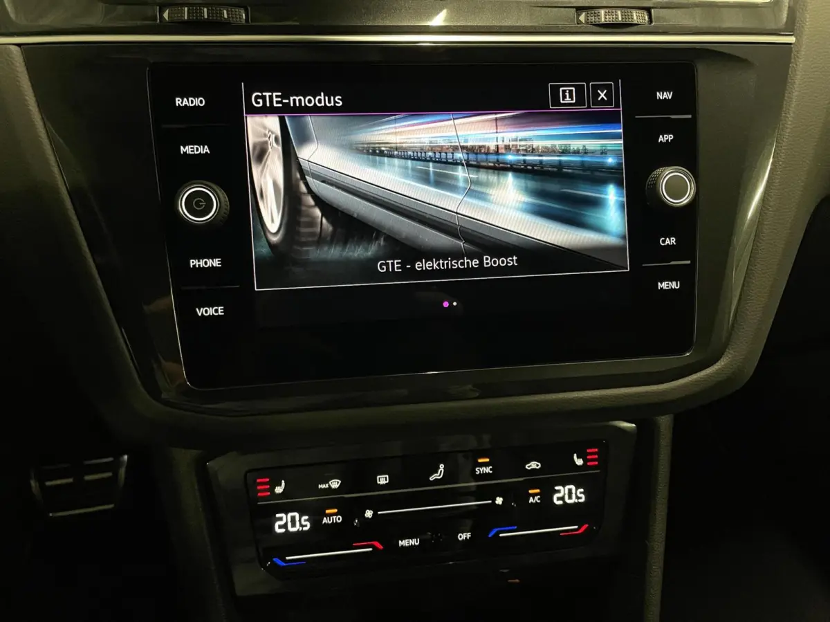 1.4 TSI eHybrid R-Line Black Style/ Cam/ Leder/ IQ LED/ Memory
