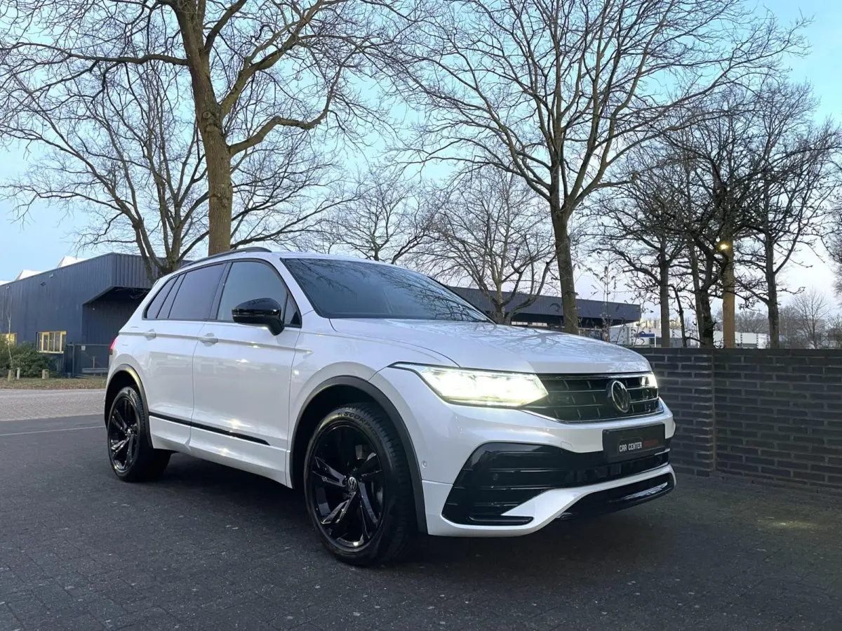 1.4 TSI eHybrid R-Line Black Style/ Cam/ Leder/ IQ LED/ Memory