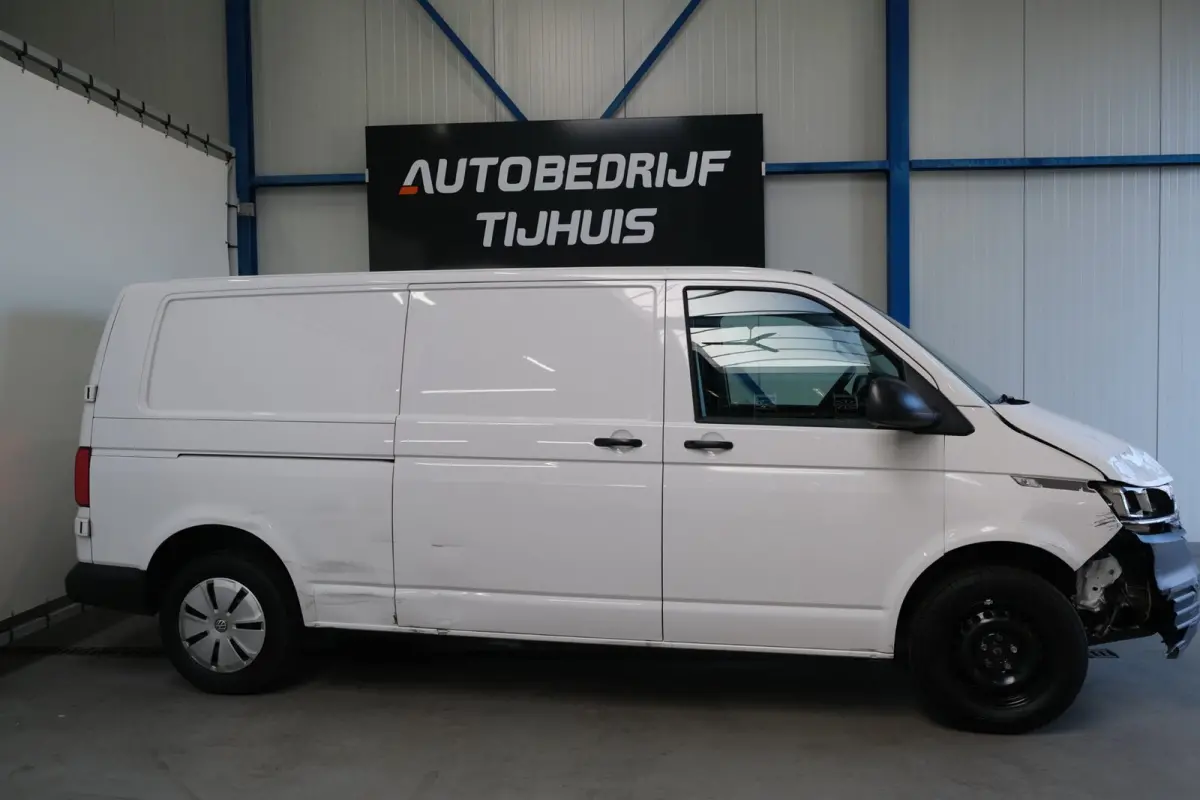 2.0 TDI L2H1 28 > Schade <