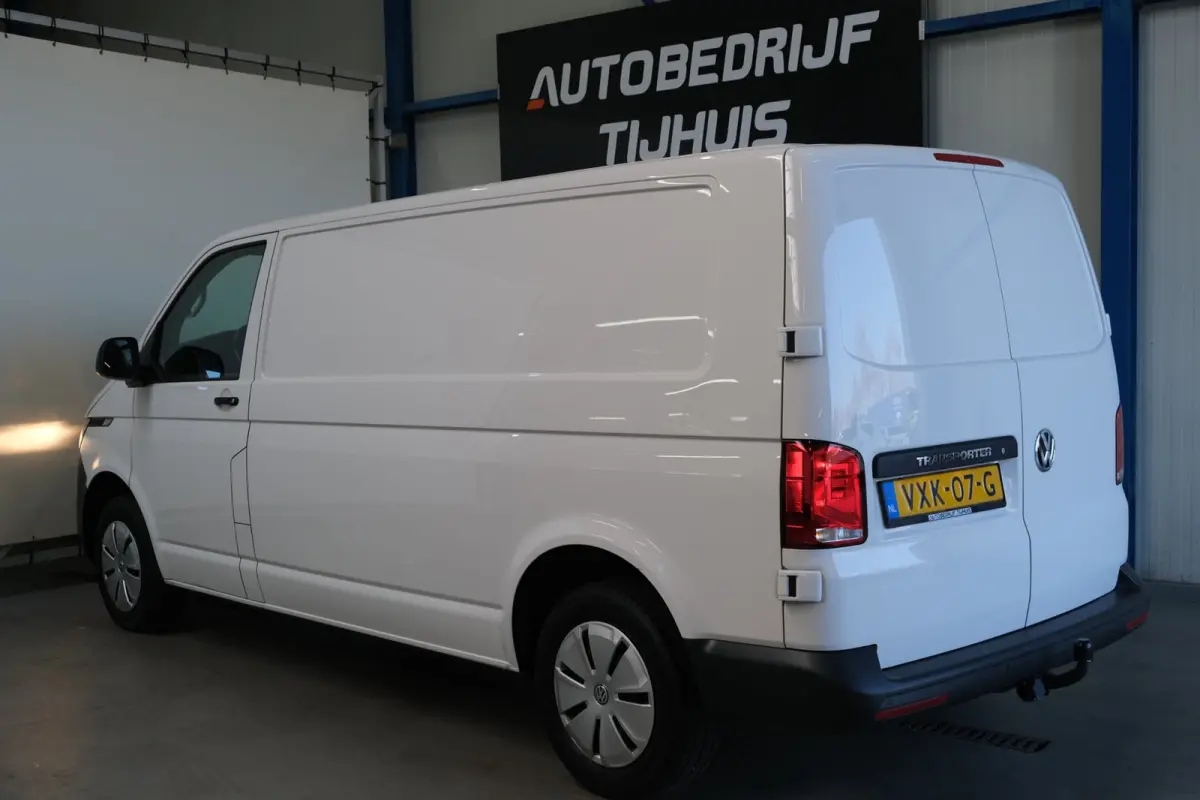 2.0 TDI L2H1 28 > Schade <