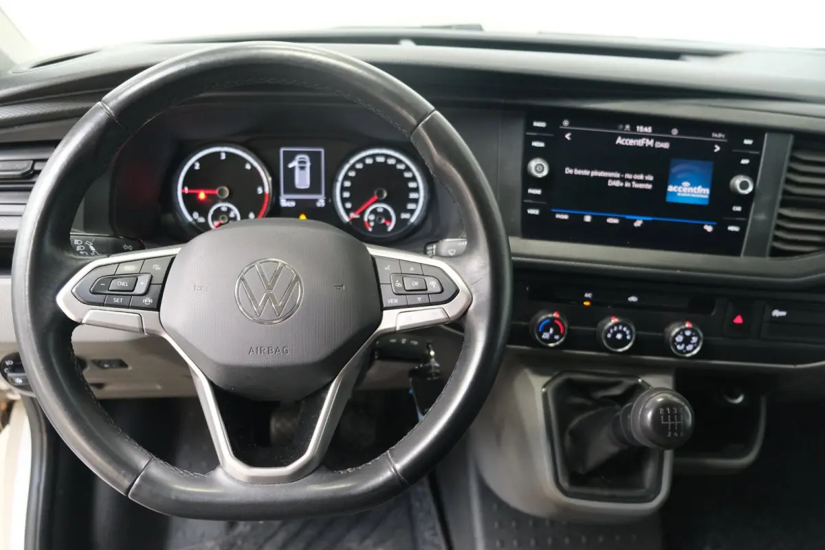 2.0 TDI L2H1 28 > Schade <