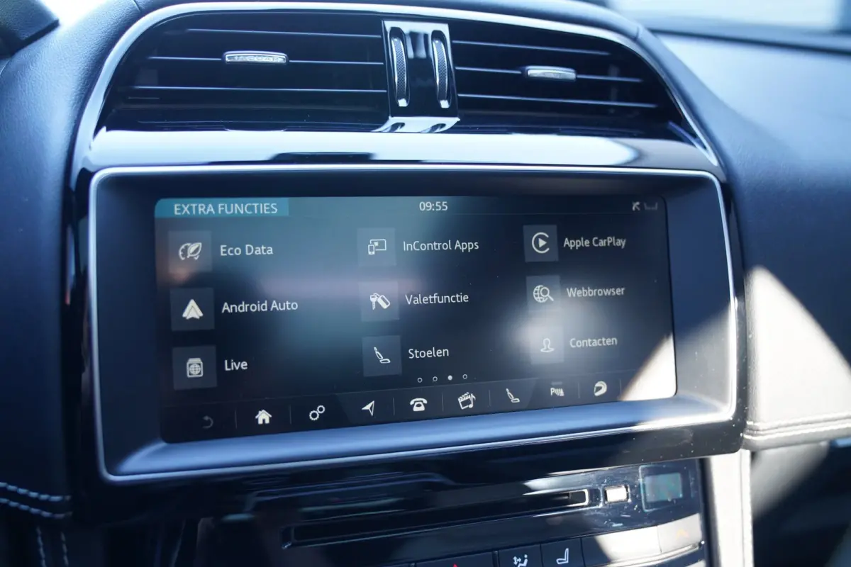 3.0 S/C S AWD 35t | Panorama | Meridian | Achterbankverwarming | Carplay | Stuurwielverwarming