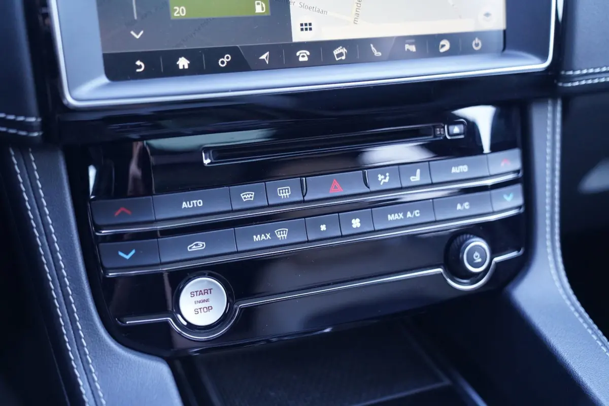 3.0 S/C S AWD 35t | Panorama | Meridian | Achterbankverwarming | Carplay | Stuurwielverwarming