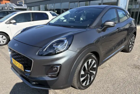 1.0 EcoBoost Hybride Titanium