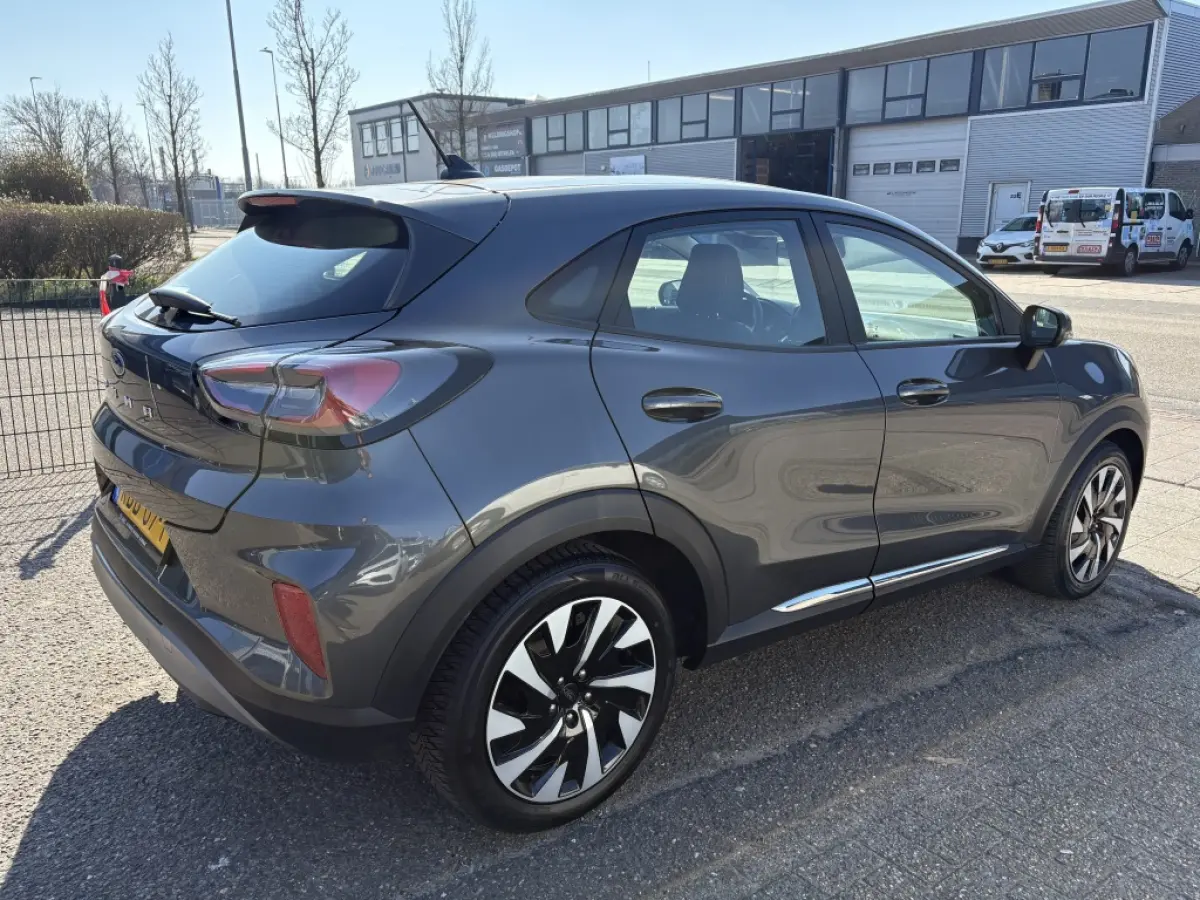 1.0 EcoBoost Hybride Titanium