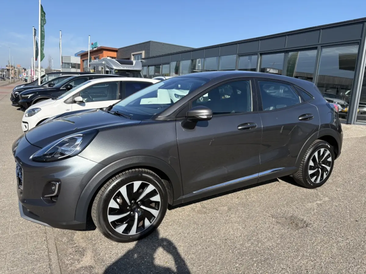 1.0 EcoBoost Hybride Titanium