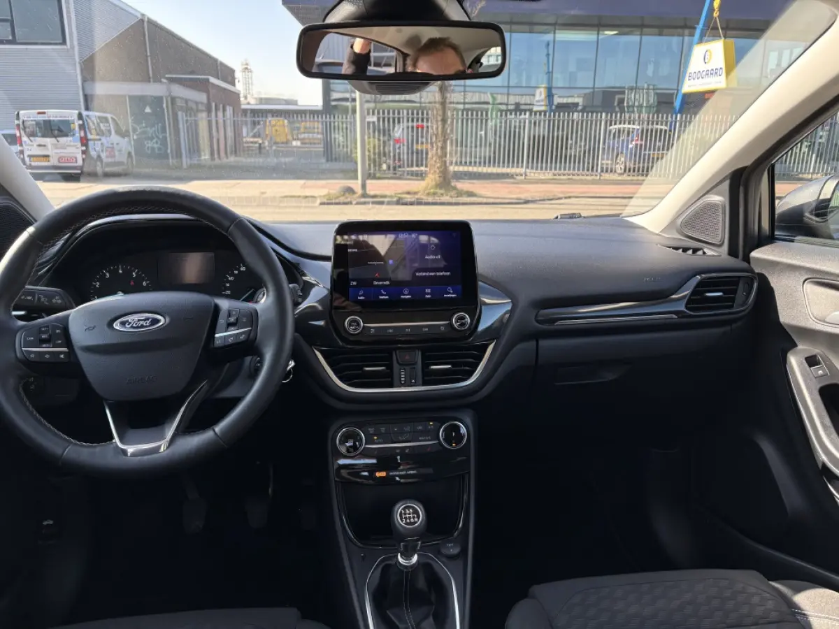 1.0 EcoBoost Hybride Titanium