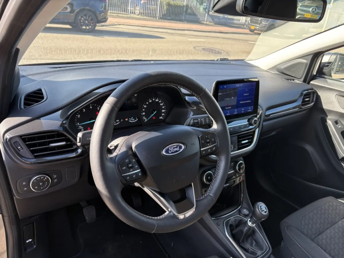 1.0 EcoBoost Hybride Titanium
