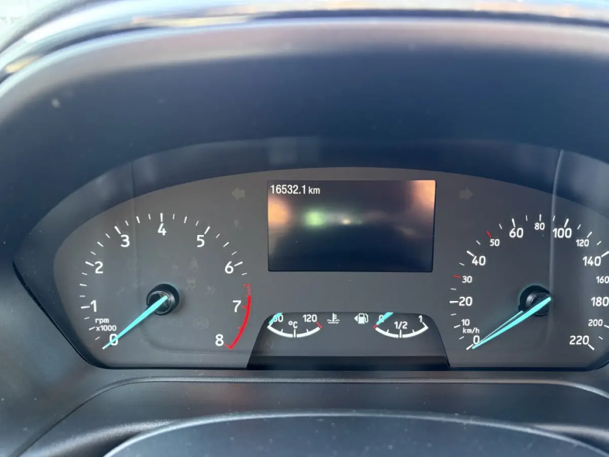 1.0 EcoBoost Hybride Titanium