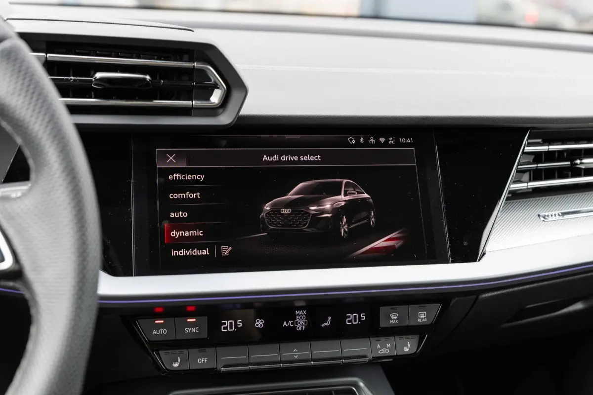 35 TFSI 150pk S-tronic S Edition | Panoramadak | 19" Velgen | SONOS