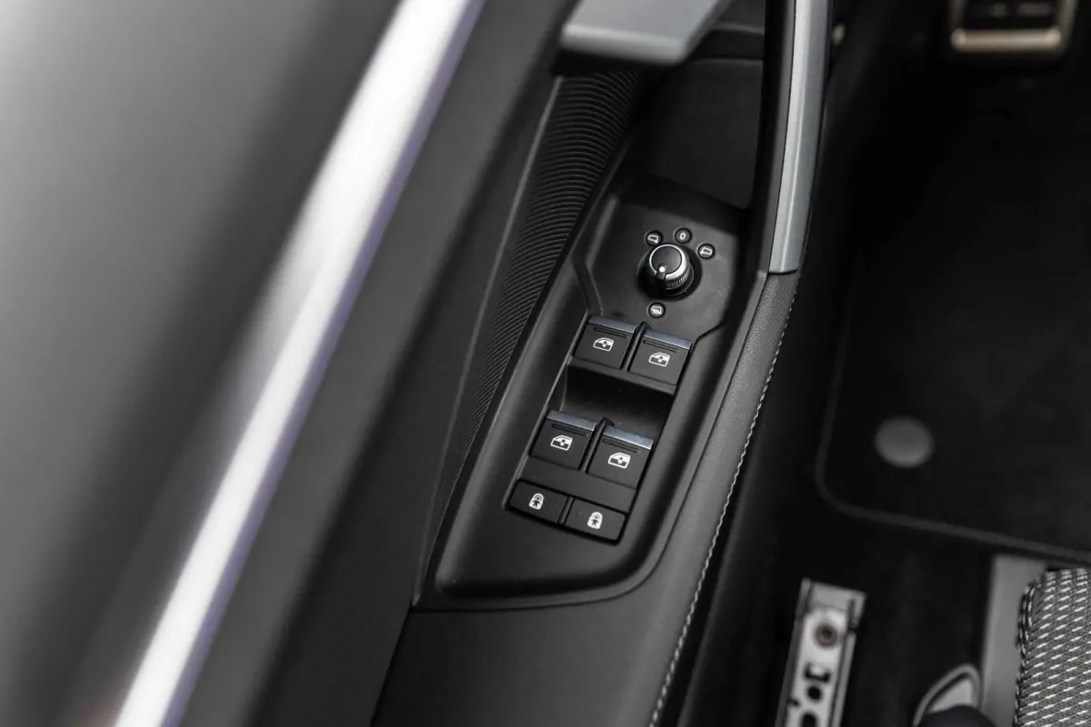 35 TFSI 150pk S-tronic S Edition | Panoramadak | 19" Velgen | SONOS