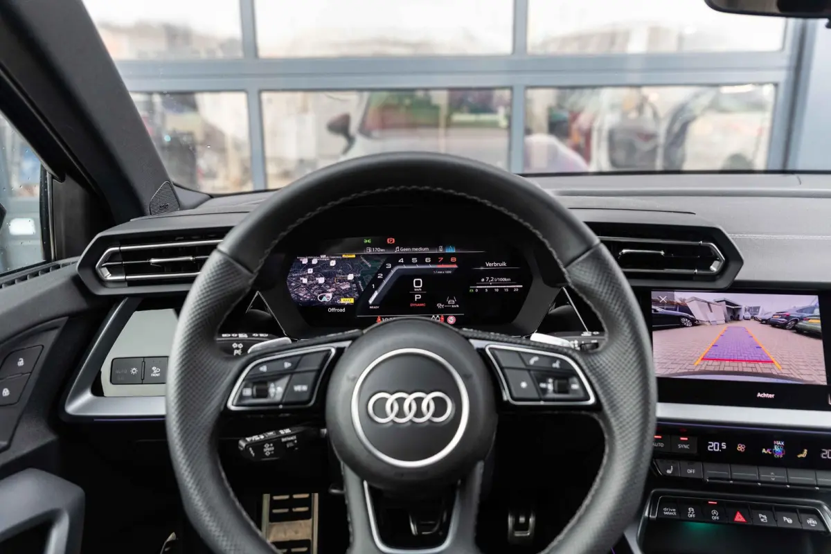 35 TFSI 150pk S-tronic S Edition | Panoramadak | 19" Velgen | SONOS
