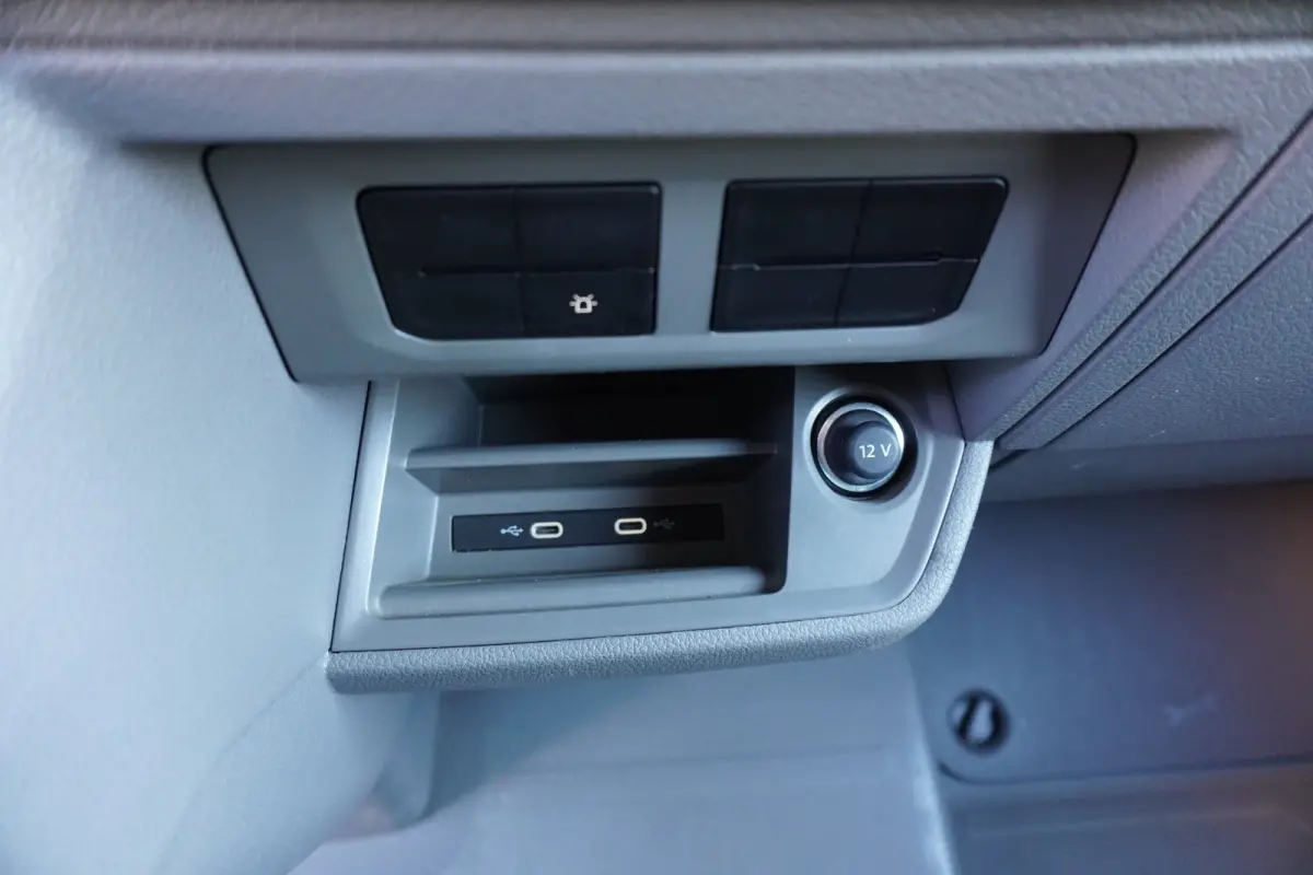 35 177pk RWD L3H3/L2H2 3500kg Trekgewicht Trekhaak Apple Carplay Camera Cruise control Navigatie Tacho