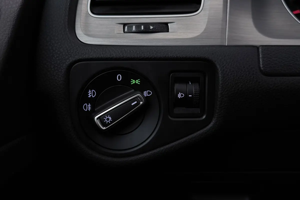 1.4 TSI Connected Series R-Line | Trekhaak | Stoelverwarming | Navigatie | Sportstoelen |