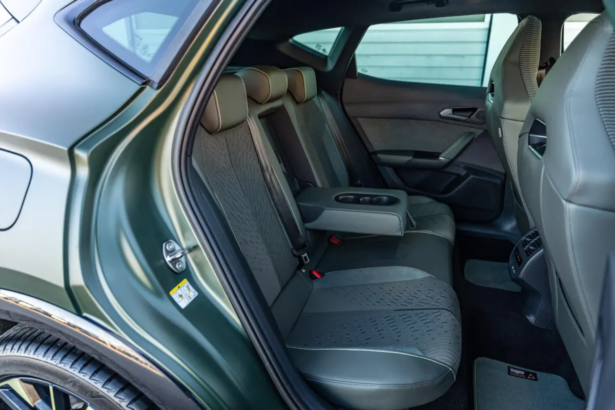1.5 TSI e-Hybrid 272pk VZ Tribe Edition | Panoramadak | Trekhaak