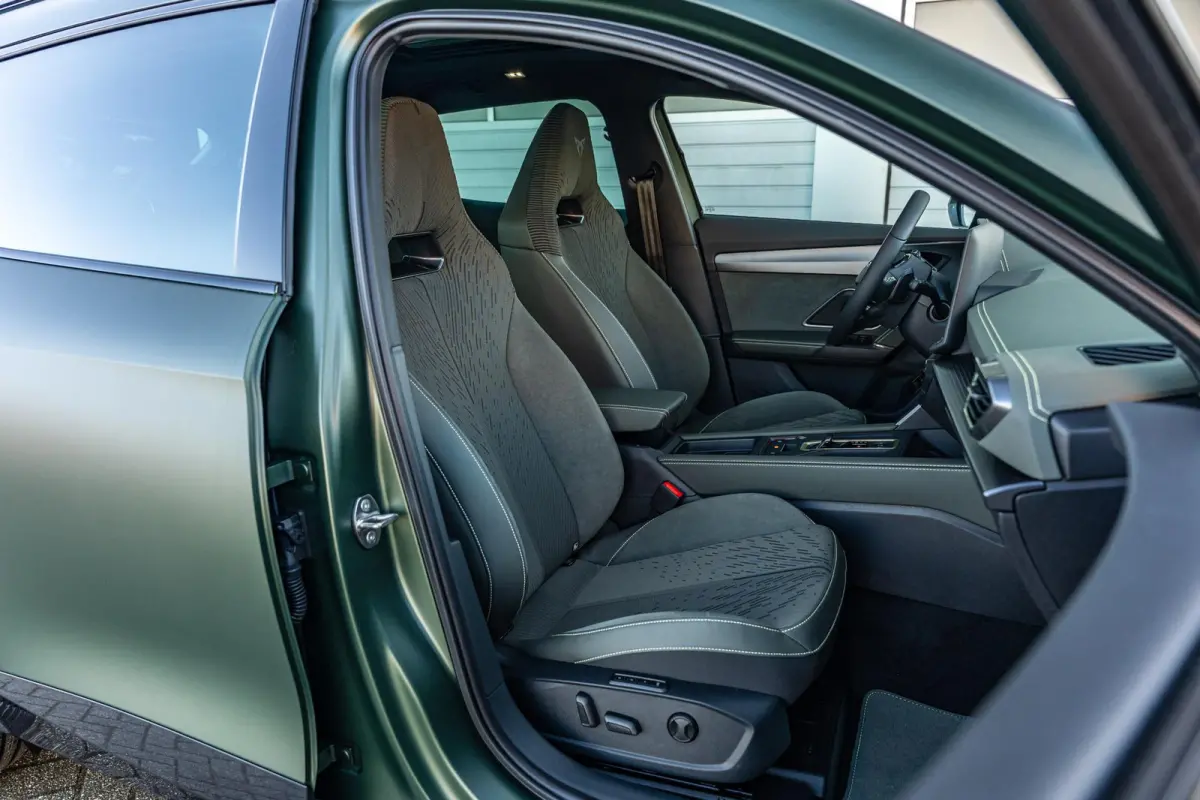 1.5 TSI e-Hybrid 272pk VZ Tribe Edition | Panoramadak | Trekhaak