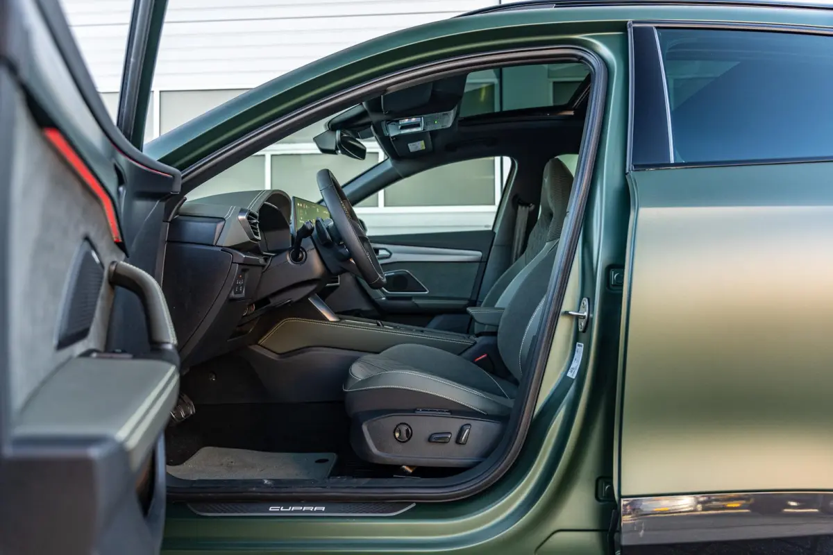 1.5 TSI e-Hybrid 272pk VZ Tribe Edition | Panoramadak | Trekhaak