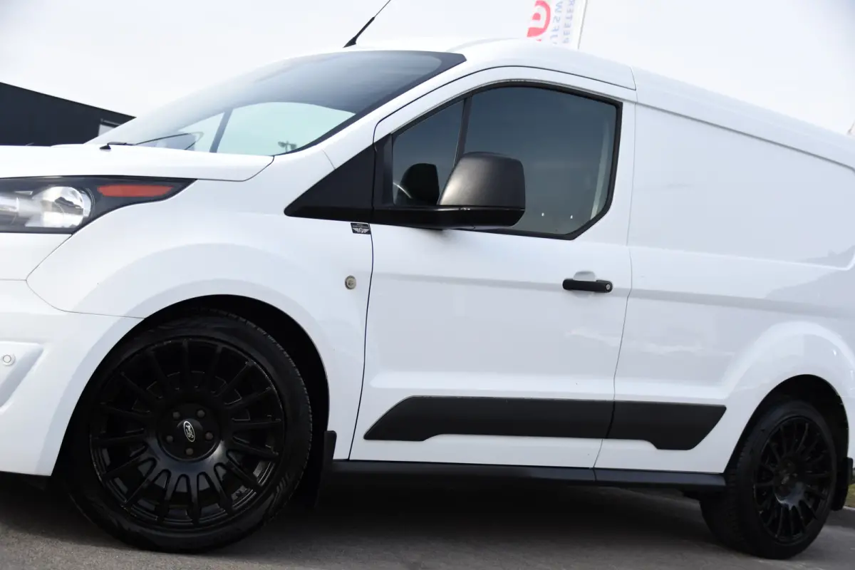 1.5 TDCI L1 PB Edition Cruise, 120pk, sensoren, Stoelverwarming, Trekhaak, Automaat, 3 zits, Airco, Uniek!