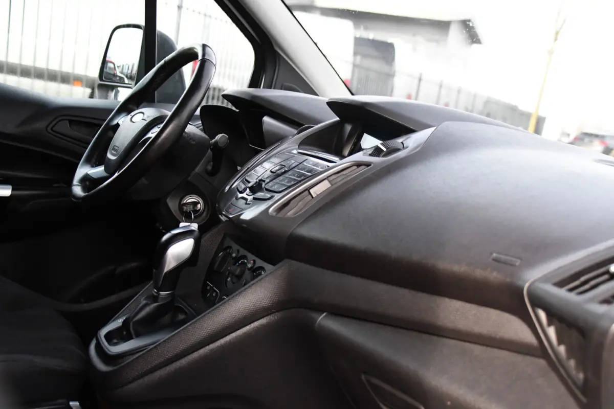1.5 TDCI L1 PB Edition Cruise, 120pk, sensoren, Stoelverwarming, Trekhaak, Automaat, 3 zits, Airco, Uniek!