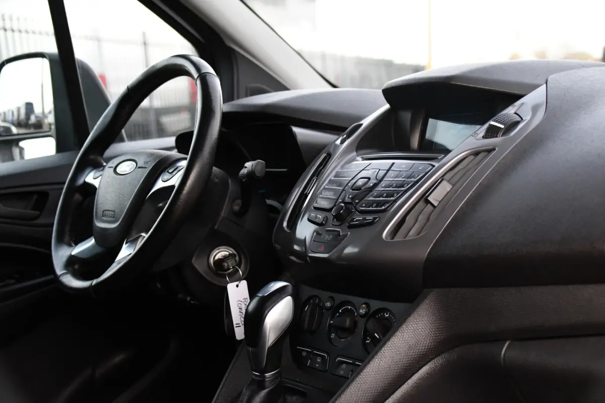 1.5 TDCI L1 PB Edition Cruise, 120pk, sensoren, Stoelverwarming, Trekhaak, Automaat, 3 zits, Airco, Uniek!