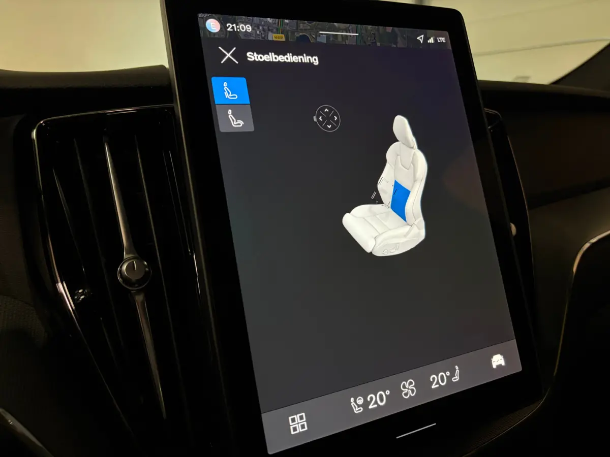 T8 AWD Recharge Plus Black Edition | MY26 Facelift en vol! | Nieuw! | Luchtvering | 360° Camera | Head-Up Display | Harman Kardon | 455pk | Adaptieve Cruise Control | Stoelverwarming voor+a