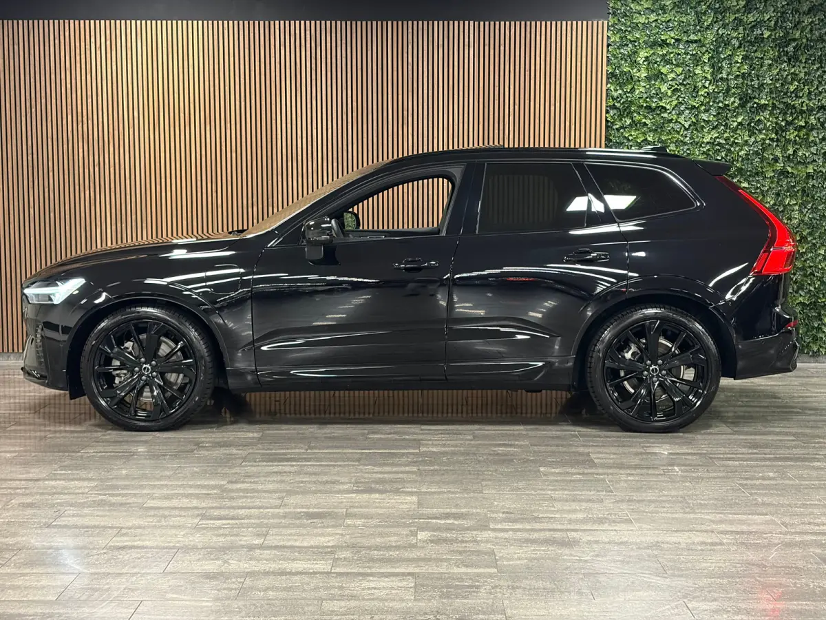 T8 AWD Recharge Plus Black Edition | MY26 Facelift en vol! | Nieuw! | Luchtvering | 360° Camera | Head-Up Display | Harman Kardon | 455pk | Adaptieve Cruise Control | Stoelverwarming voor+a