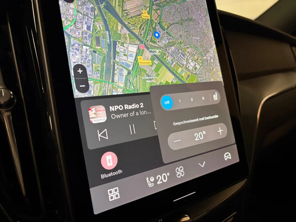 T8 AWD Recharge Plus Black Edition | MY26 Facelift en vol! | Nieuw! | Luchtvering | 360° Camera | Head-Up Display | Harman Kardon | 455pk | Adaptieve Cruise Control | Stoelverwarming voor+a