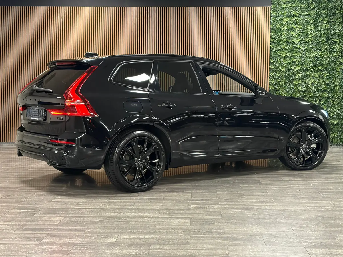 T8 AWD Recharge Plus Black Edition | MY26 Facelift en vol! | Nieuw! | Luchtvering | 360° Camera | Head-Up Display | Harman Kardon | 455pk | Adaptieve Cruise Control | Stoelverwarming voor+a