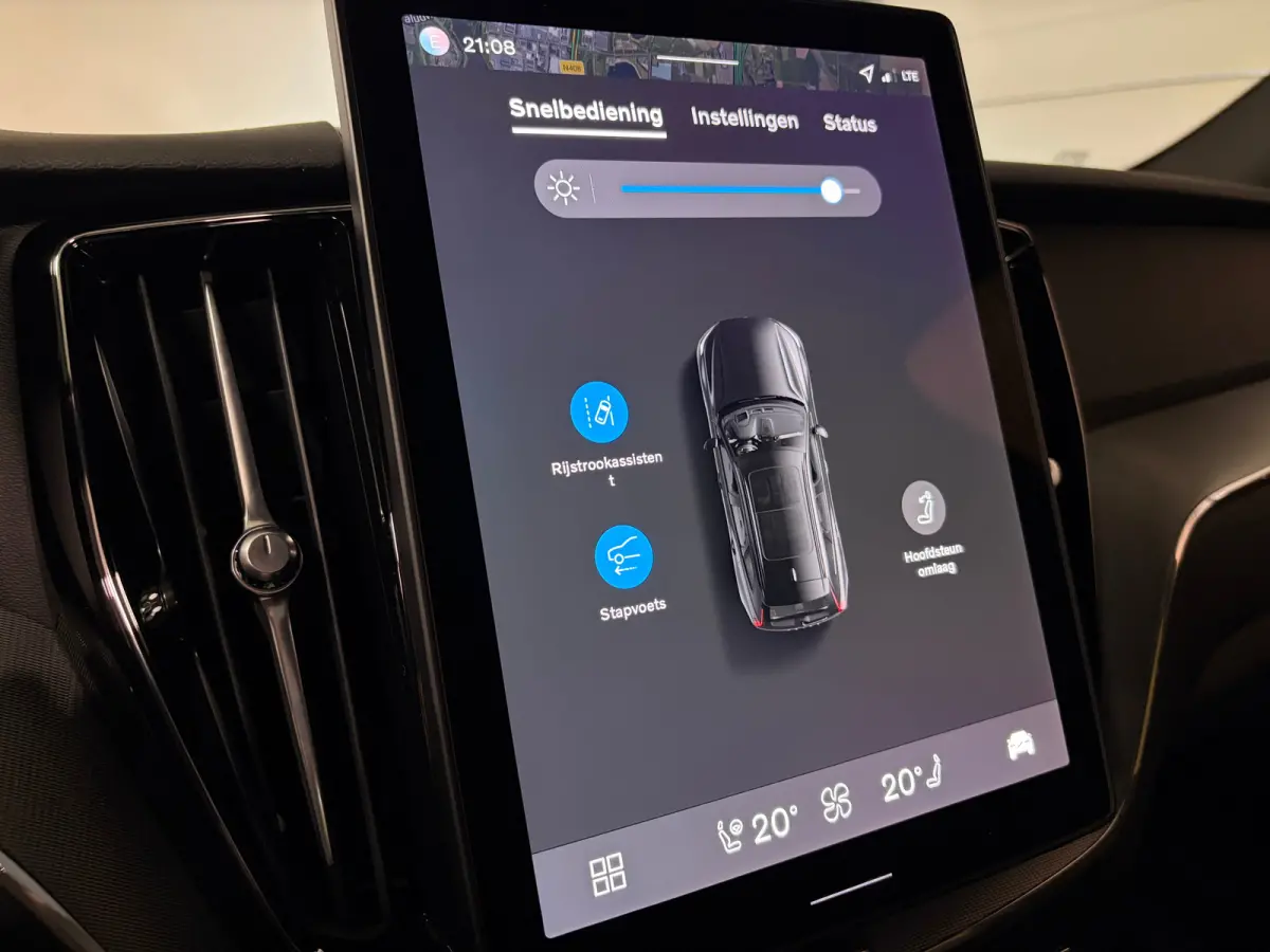 T8 AWD Recharge Plus Black Edition | MY26 Facelift en vol! | Nieuw! | Luchtvering | 360° Camera | Head-Up Display | Harman Kardon | 455pk | Adaptieve Cruise Control | Stoelverwarming voor+a