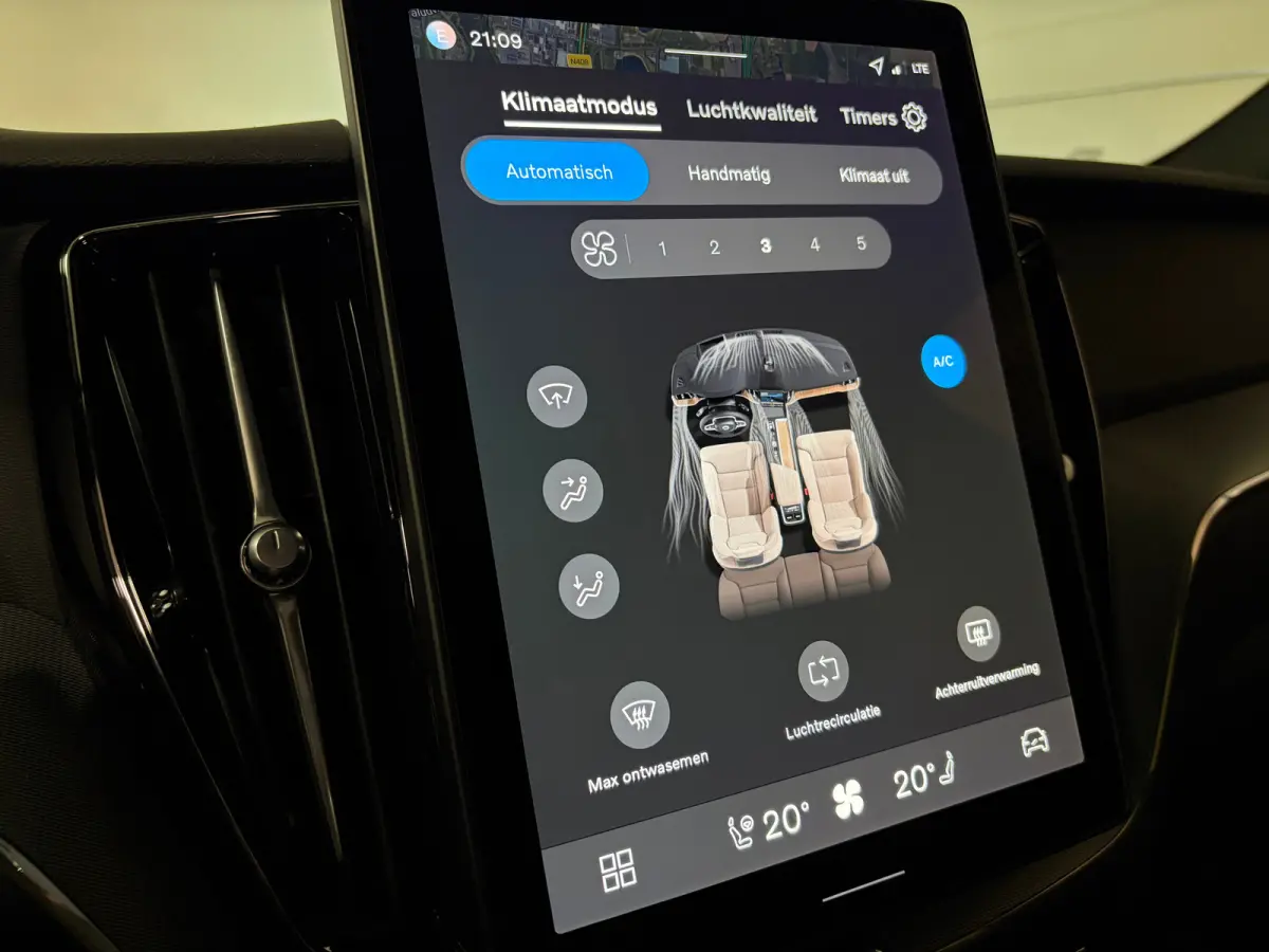 T8 AWD Recharge Plus Black Edition | MY26 Facelift en vol! | Nieuw! | Luchtvering | 360° Camera | Head-Up Display | Harman Kardon | 455pk | Adaptieve Cruise Control | Stoelverwarming voor+a