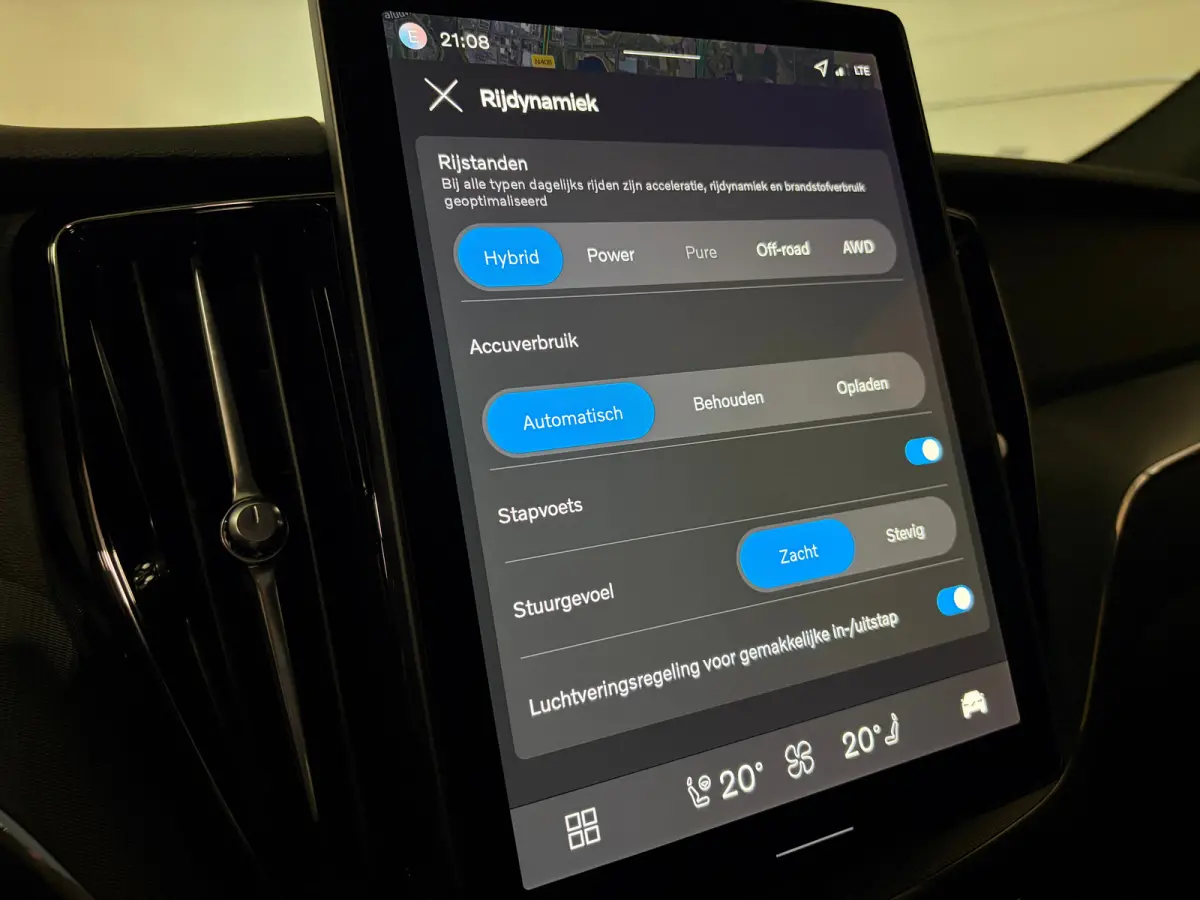 T8 AWD Recharge Plus Black Edition | MY26 Facelift en vol! | Nieuw! | Luchtvering | 360° Camera | Head-Up Display | Harman Kardon | 455pk | Adaptieve Cruise Control | Stoelverwarming voor+a