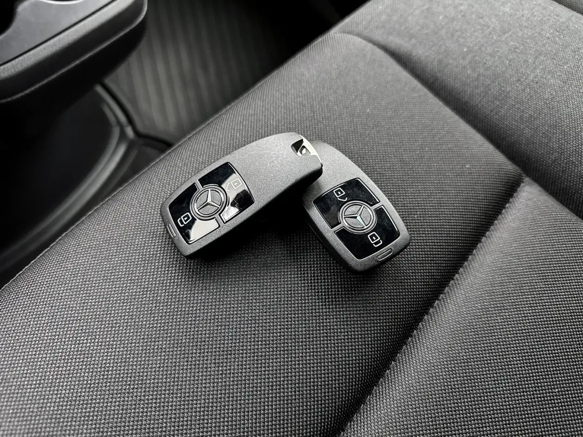 319 CDI L2H1 Pro Stoelverwarming Trekhaak Navigatie BPM-vrij Parkeerpakket