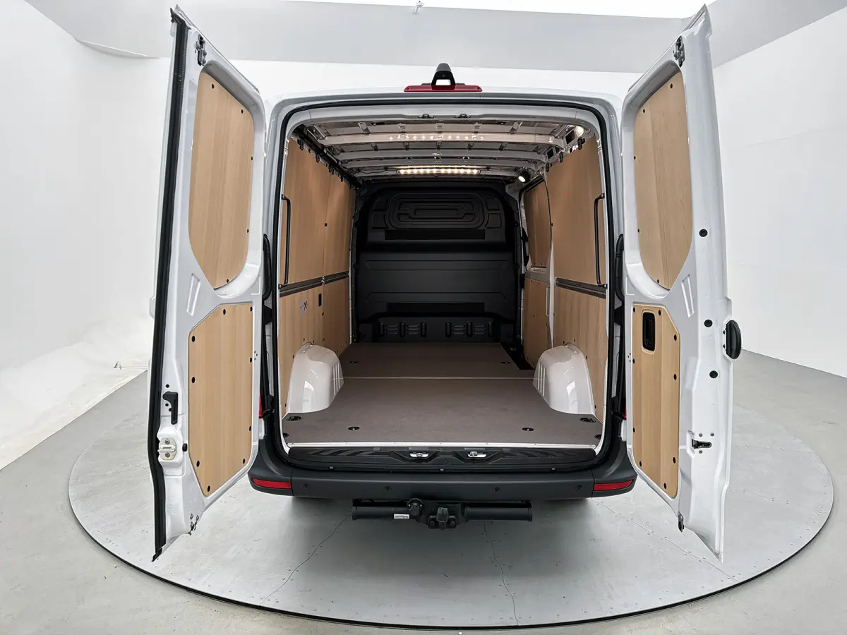 319 CDI L2H1 Pro Stoelverwarming Trekhaak Navigatie BPM-vrij Parkeerpakket