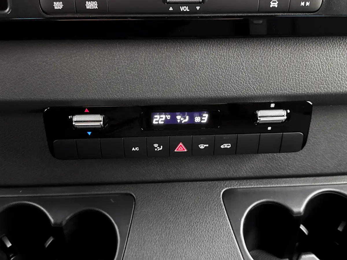 319 CDI L2H1 Pro Stoelverwarming Trekhaak Navigatie BPM-vrij Parkeerpakket