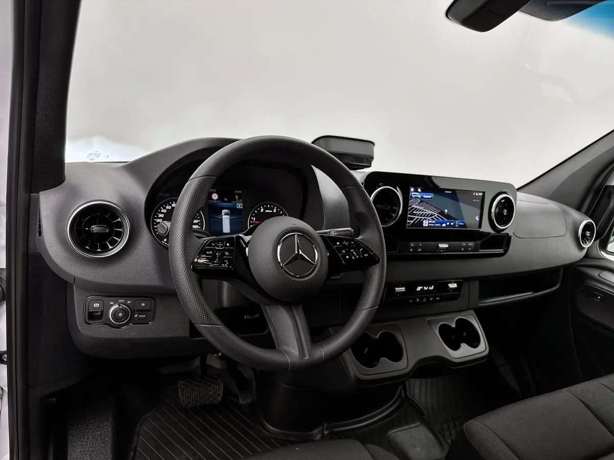 319 CDI L2H1 Pro Stoelverwarming Trekhaak Navigatie BPM-vrij Parkeerpakket