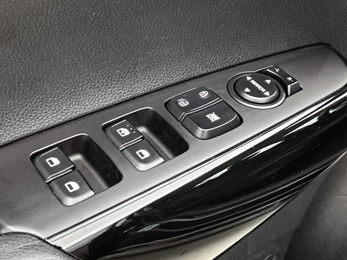 1.0 DPi DynamicLine Automaat DEMO !  Navigatie  Apple Carplay/Android Auto  Airco  Camera  DAB  Lichtmetalen velgen  Bluetooth