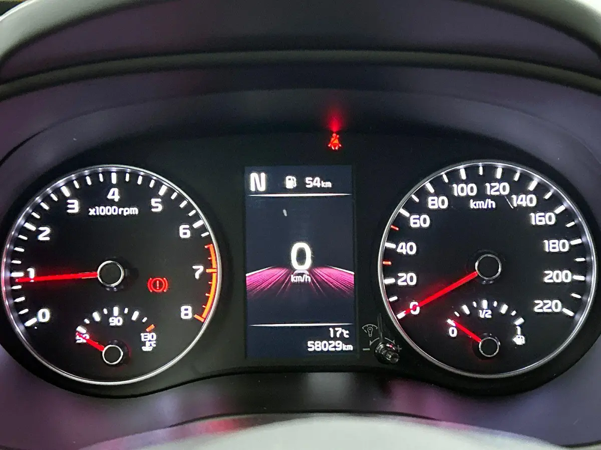 1.0 DPi DynamicLine Automaat DEMO !  Navigatie  Apple Carplay/Android Auto  Airco  Camera  DAB  Lichtmetalen velgen  Bluetooth