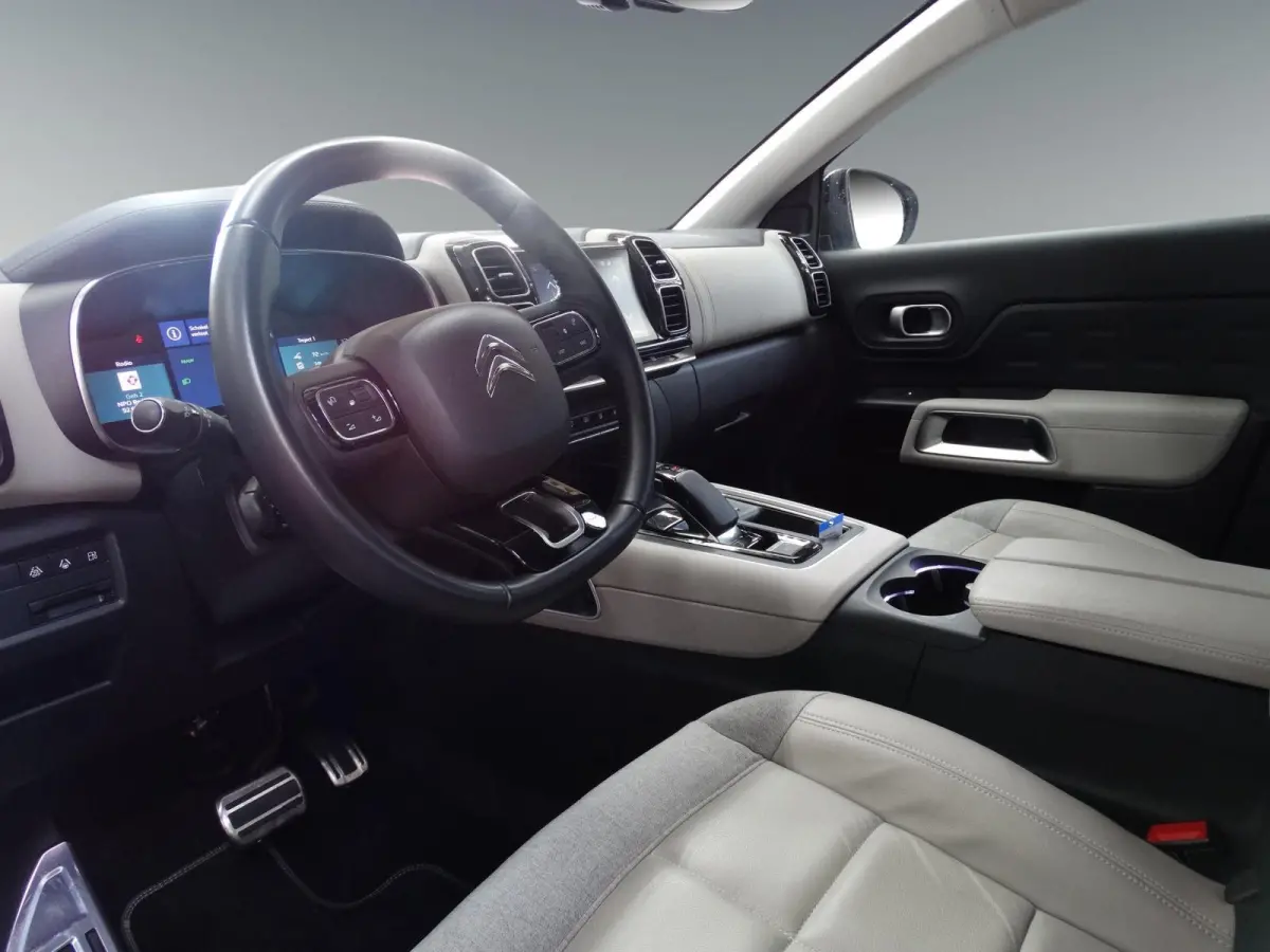 1.6 Plug-in Hybrid 225 pk Business Plus