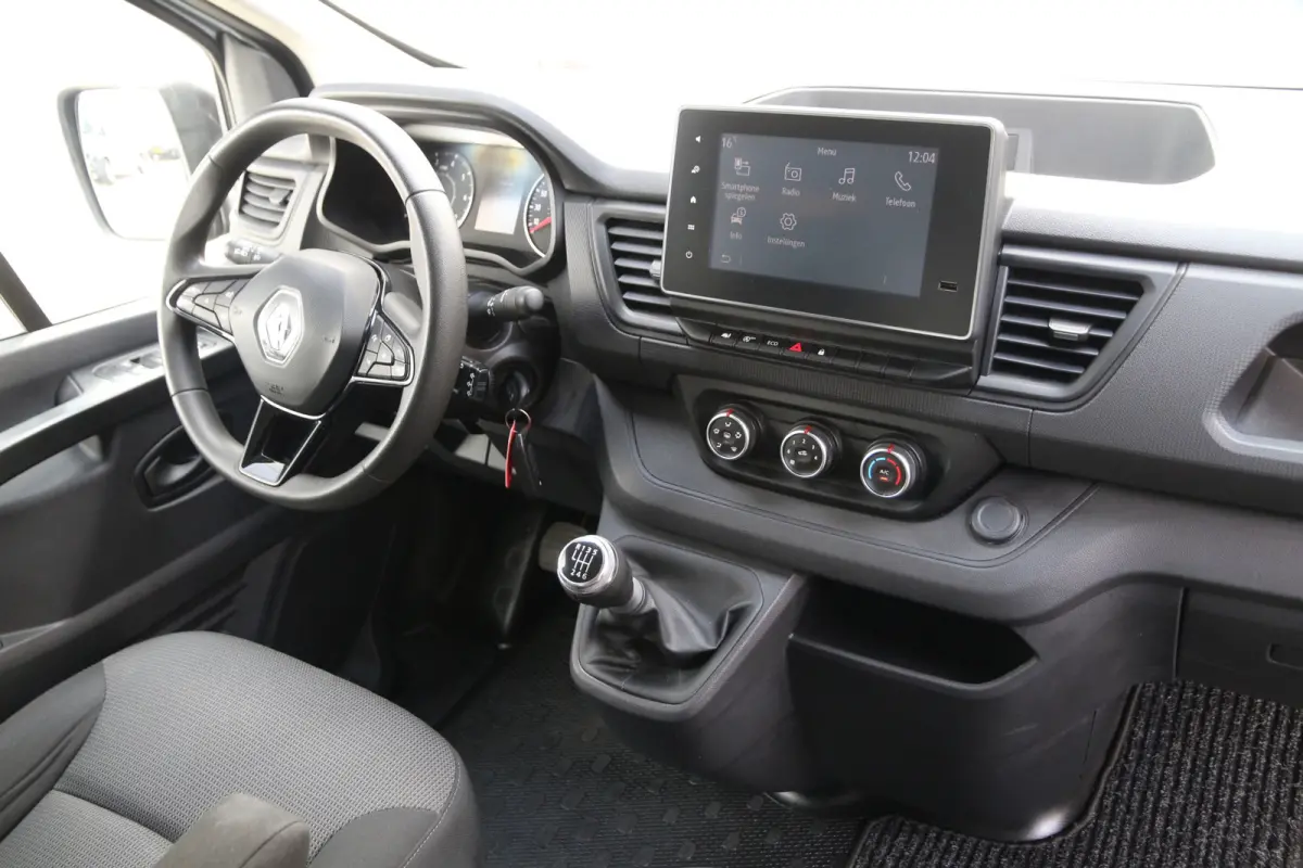 2.0 DCI 110 | L2H1 | Black edition | Cruise | Airco..