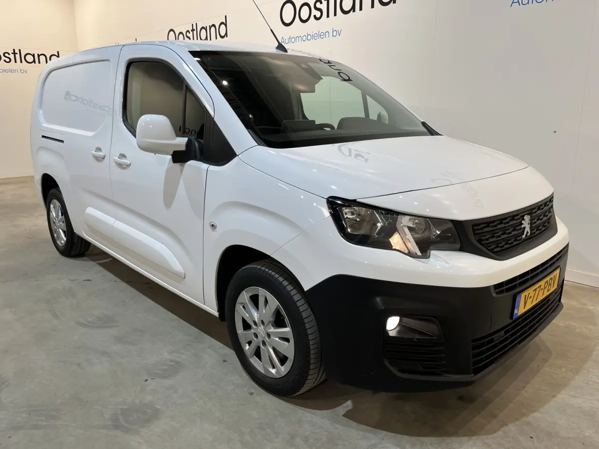 1.5 BlueHDI Long 130 PK Automaat / Servicebus / Sortimo Inrichting / Euro 6 / Schuifdeur L + R / Airco / Camera / CarPlay / Cruise Control / 50.300 KM !!