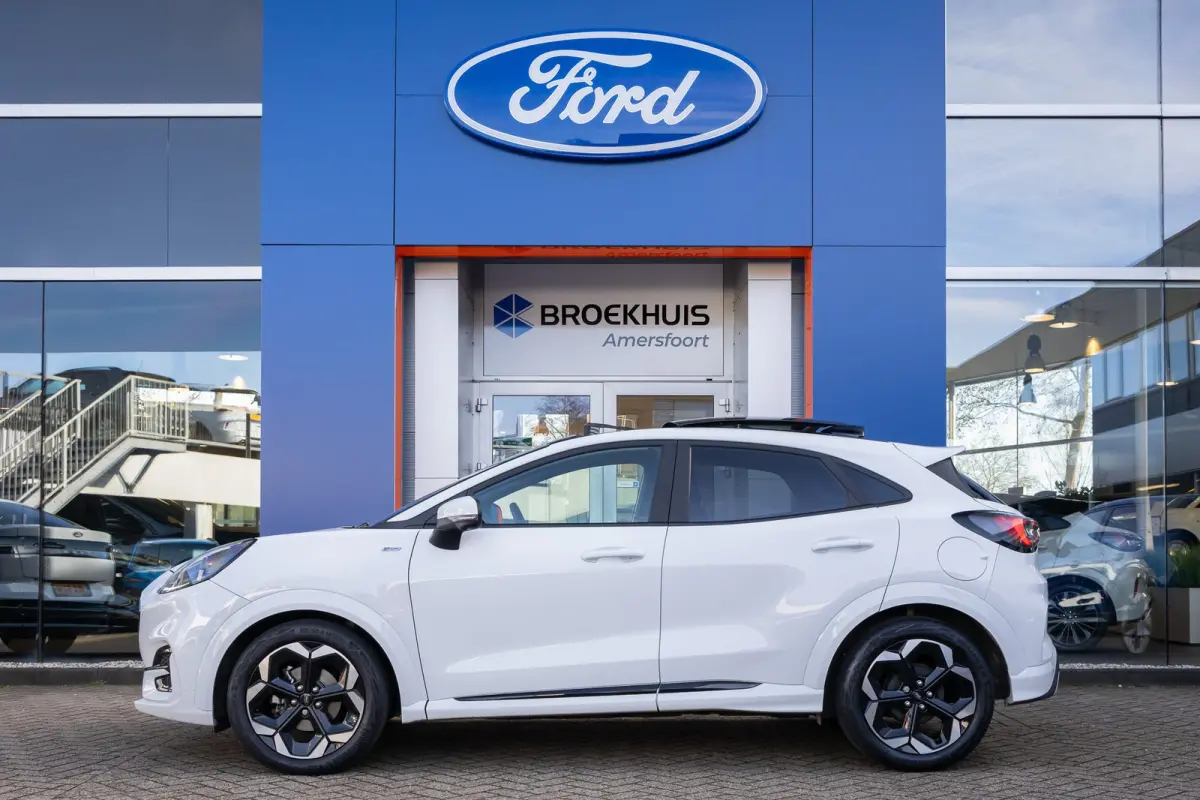1.0 EcoBoost ST-Line X | Elek.panorama-dak | 360 camera | Adap cruise | Winterpakket | Dodehoek detectie | Apple Carplay/Android Auto|telefoonintegratie premium | Cruise control adaptief | D