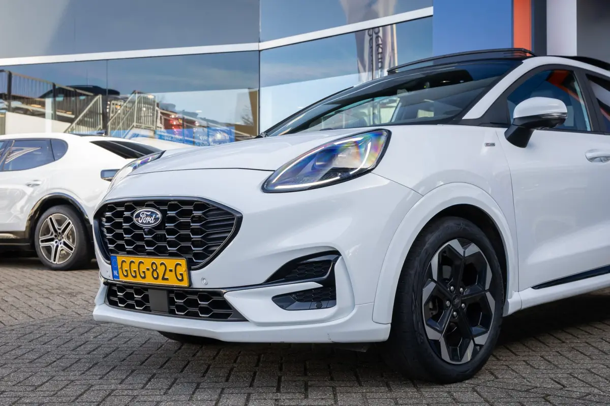 1.0 EcoBoost ST-Line X | Elek.panorama-dak | 360 camera | Adap cruise | Winterpakket | Dodehoek detectie | Apple Carplay/Android Auto|telefoonintegratie premium | Cruise control adaptief | D