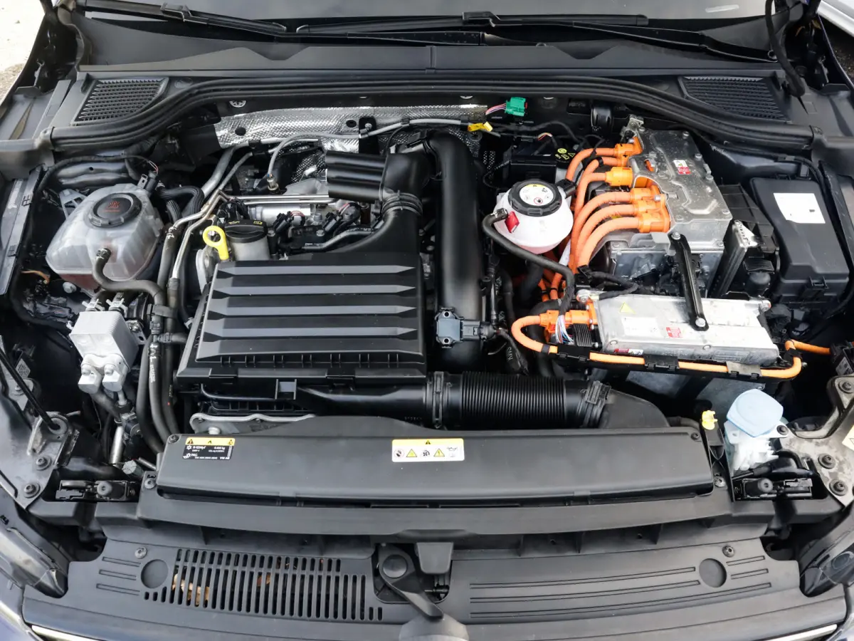 1.4 eHybrid Style 1e-Eig. & Dealer-Onderh. BOVAG-Garantie. NL-Auto