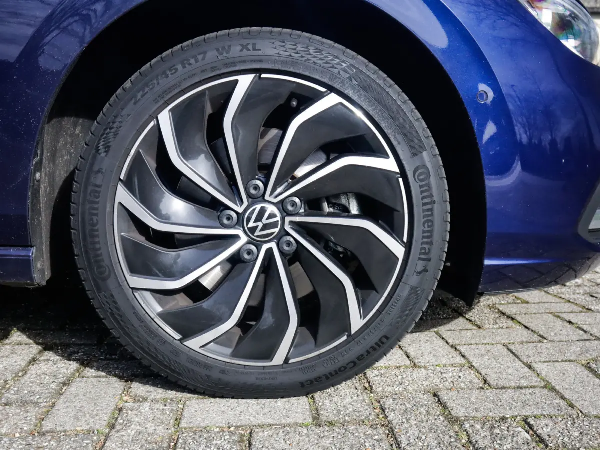 1.4 eHybrid Style 1e-Eig. & Dealer-Onderh. BOVAG-Garantie. NL-Auto