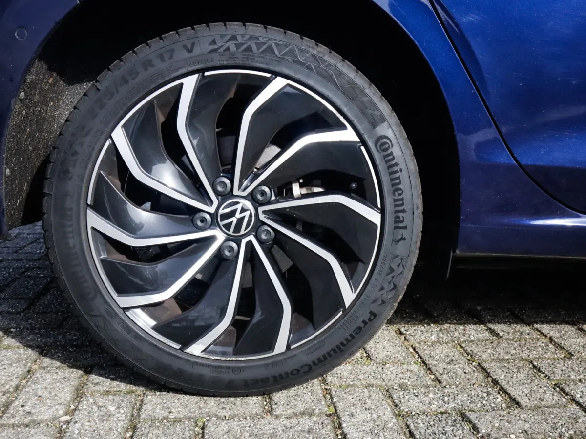1.4 eHybrid Style 1e-Eig. & Dealer-Onderh. BOVAG-Garantie. NL-Auto