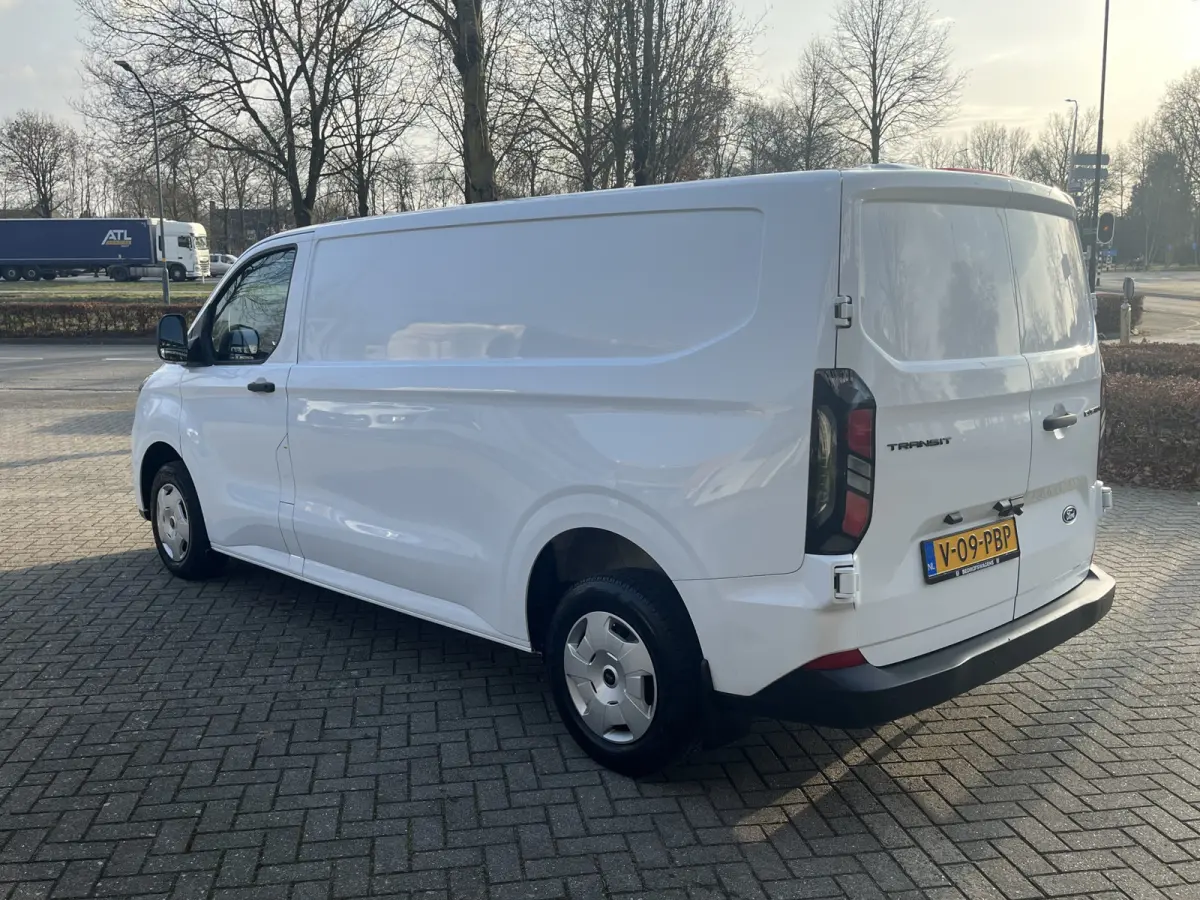 300 2.0 TDCI L2H1 Trend 136pk/100kW 6-bak | BPM VRIJ | Vol leder | 12'' Sync4 Apple CP, Android Auto | Camera | Laadruimtebescherming | Cruise | etc. etc.