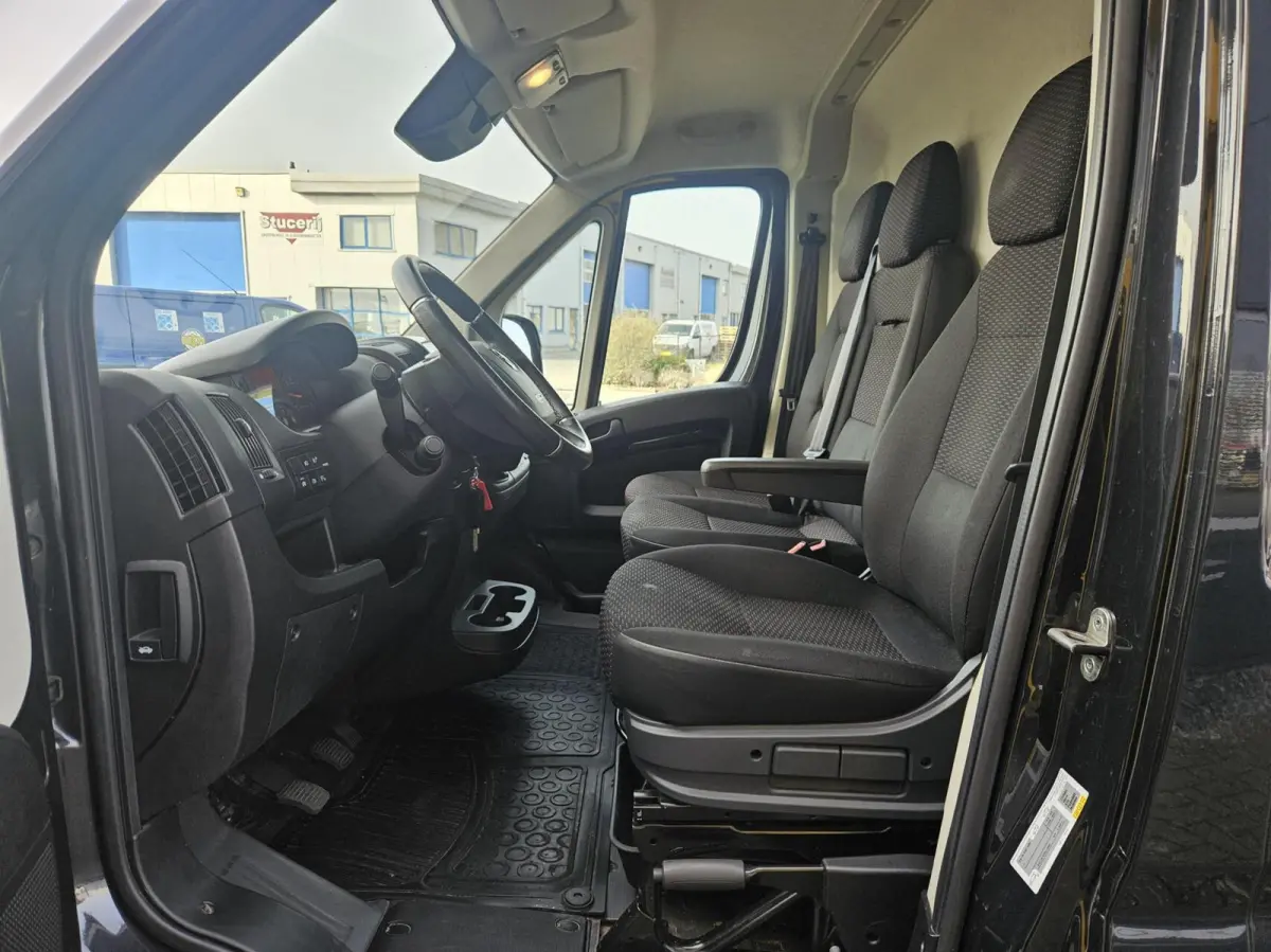 2.2D L2H2 Airco Camera Trekhaak 3000 kg trekgew